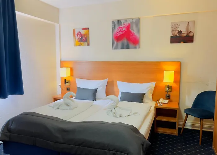 Elbbruecken 3* Hamburg