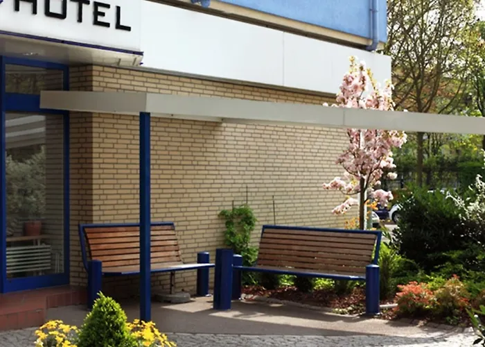 Elbbruecken Hotel Hamburg