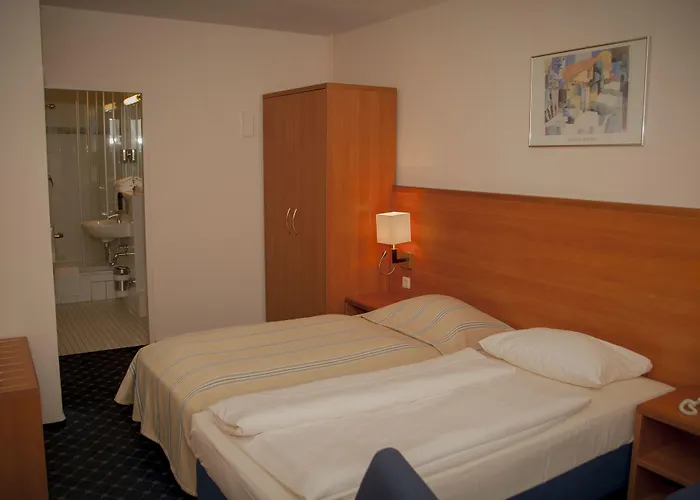 Elbbruecken Hotel