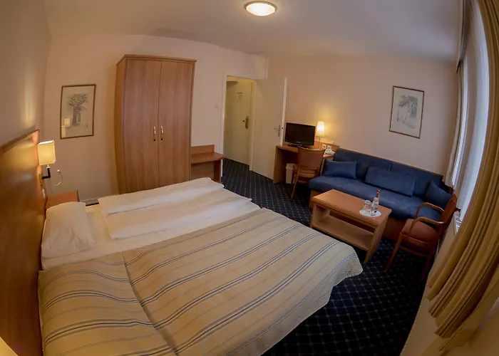 Hotel Elbbruecken