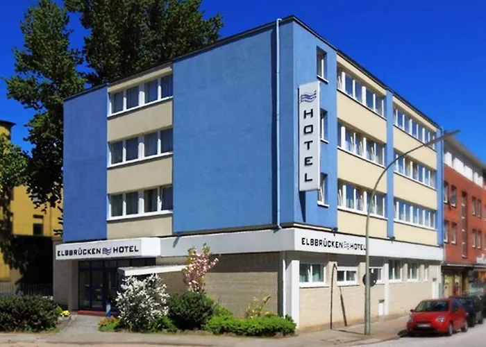 Hotel Elbbruecken Hamburg